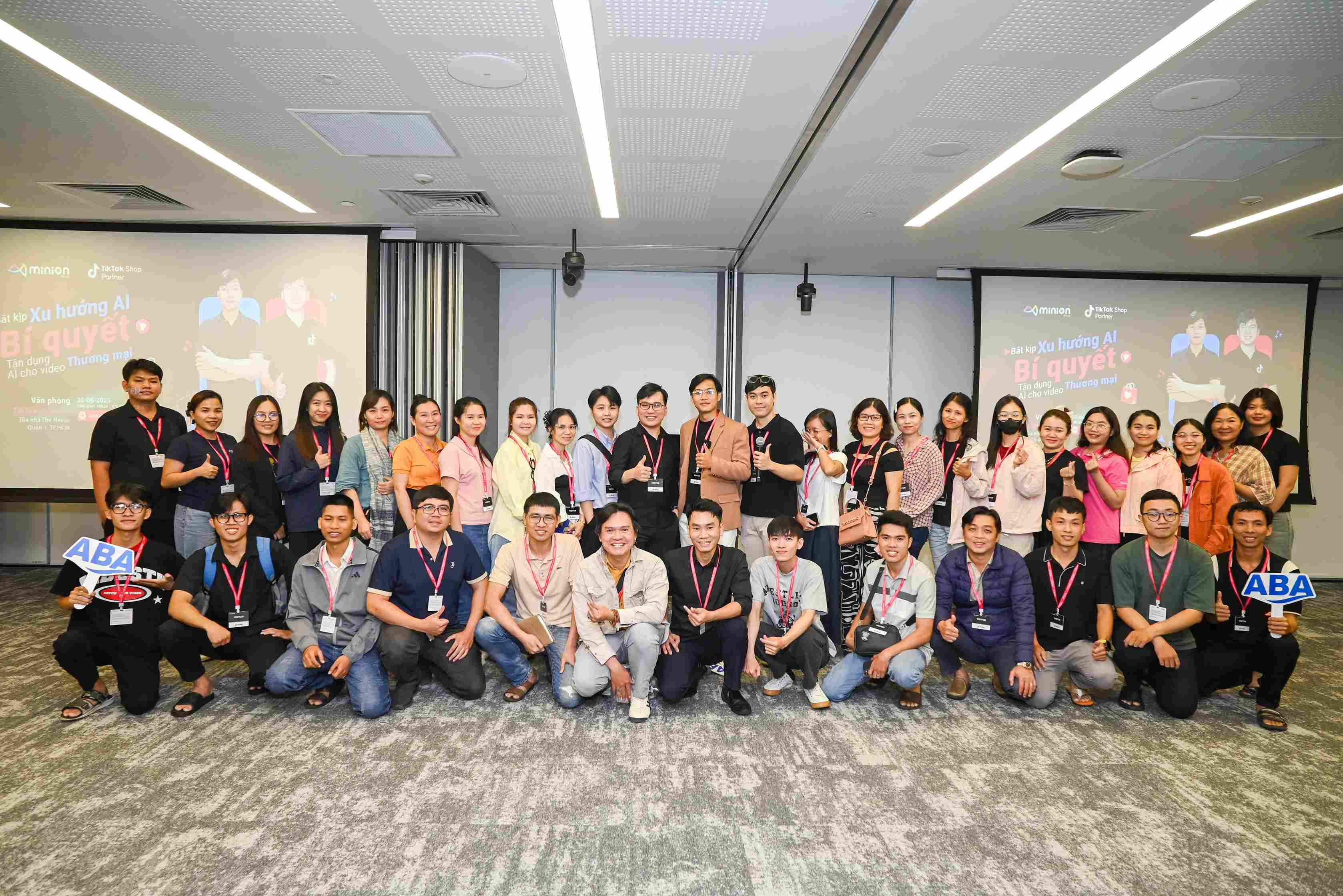 Cầm Tay Chỉ Make.com